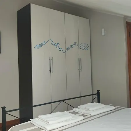 Holiday Home Appartamento Imperia